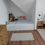 Papoula Vendeghaz - *