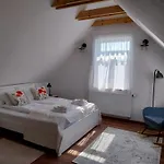 Papoula Vendeghaz - Köveskál