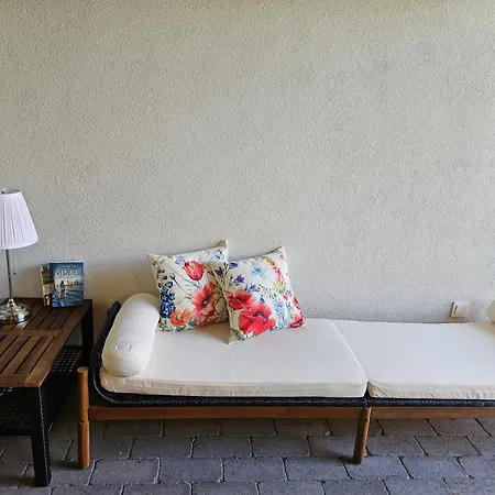 Papoula Vendeghaz - Apartment Köveskál
