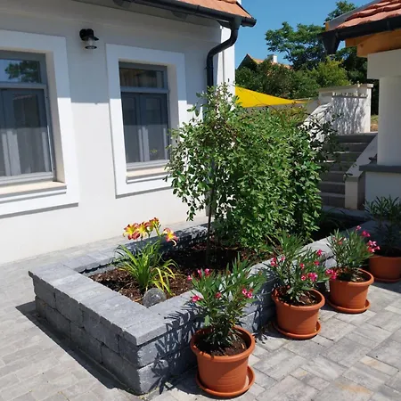 Appartement Papoula Vendeghaz -
